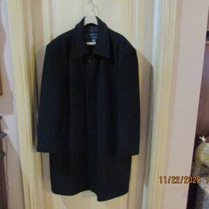 Warm men's coat 100% lambswool